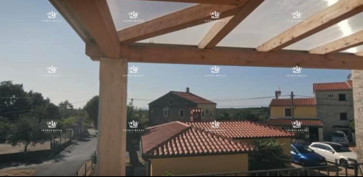 Istra, Buje, Bibali, appartamento 76m2, 2SS+DB, piscina.