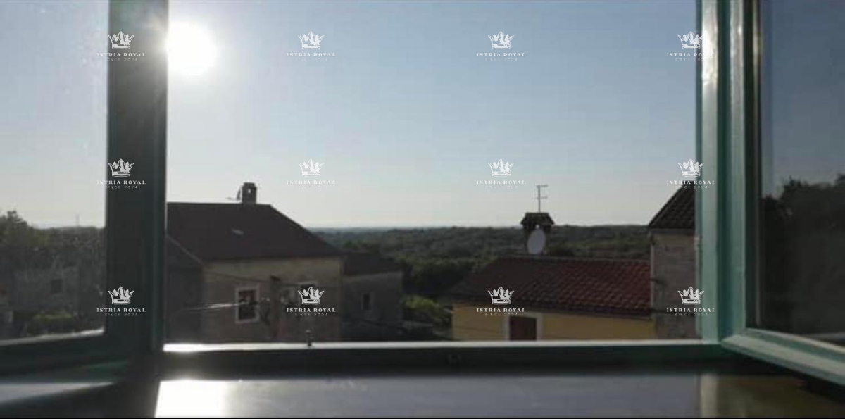 Istra, Buje, Bibali, appartamento 76m2, 2SS+DB, piscina.