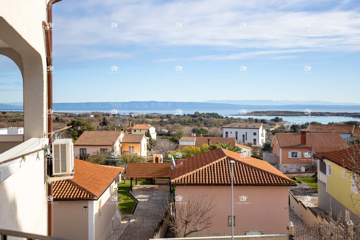 Istra, Pula, Ližnjan, vendita di appartamenti con vista mare, balcone – 40,25 m², vicinanza alla spiaggia.