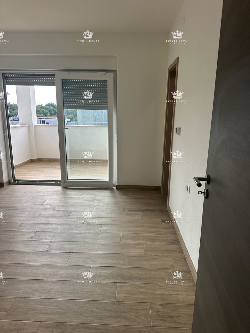 Istria, Karigador, duplex 118 m2, 2 camere da letto + soggiorno, 300 m dal mare, vista mare