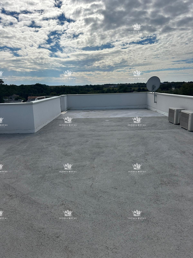 Istria, Karigador, duplex 118 m2, 2 camere da letto + soggiorno, 300 m dal mare, vista mare