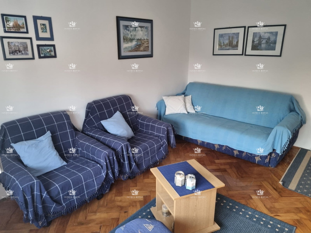 Istra, Umag, appartamento 80m2, 2 camere da letto + soggiorno, parcheggio