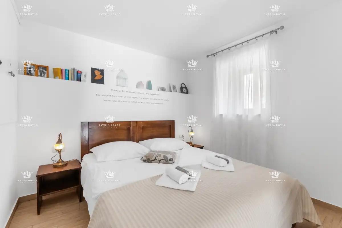 🏡 ISTRIA – PIĆAN: TRE VILLE ISTRIANE CON PISCINA, CAMPO DA TENNIS E 5000 m² DI TERRENO! 🌿