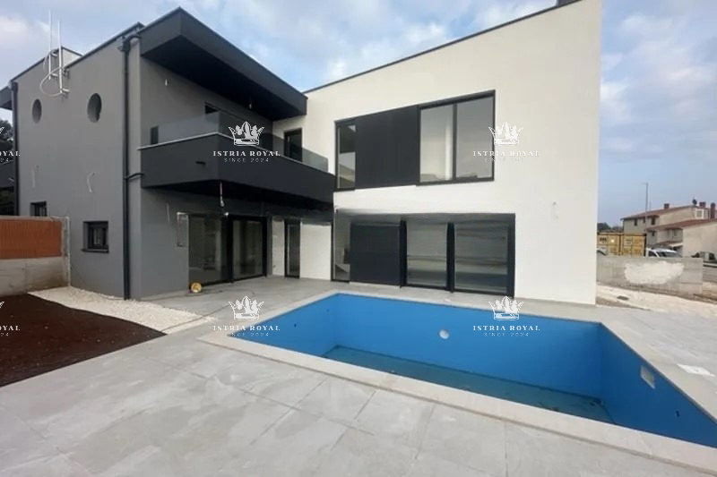 Nuova costruzione a Ližnjan – Casa duplex con piscina e completa privacy, vicino al mare