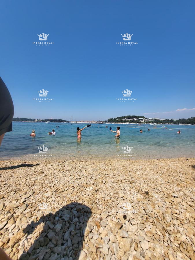 Villa di lusso con piscina in vendita a Kanfanar, Istria – Investimento immobiliare ideale vicino a Rovigno