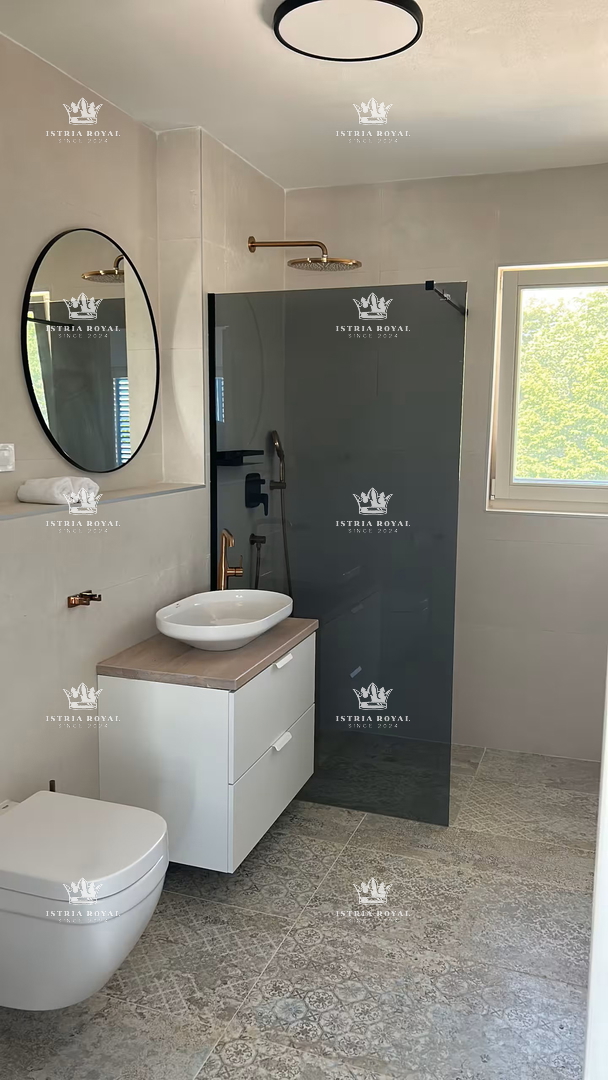 Villa di lusso con piscina in vendita a Kanfanar, Istria – Investimento immobiliare ideale vicino a Rovigno