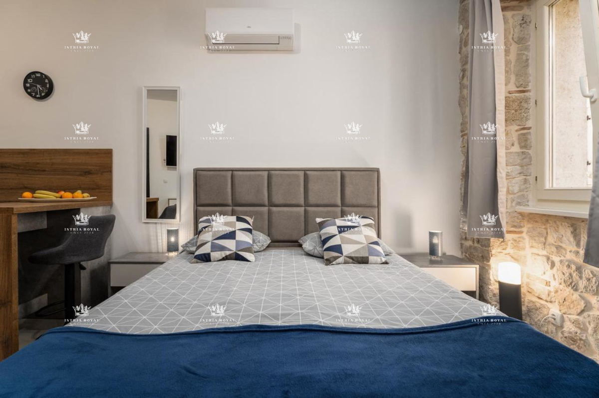 🏡 CASA IN PIETRA NEL CENTRO DI VRSAR – INVESTIMENTO IDEALE! 🏖️