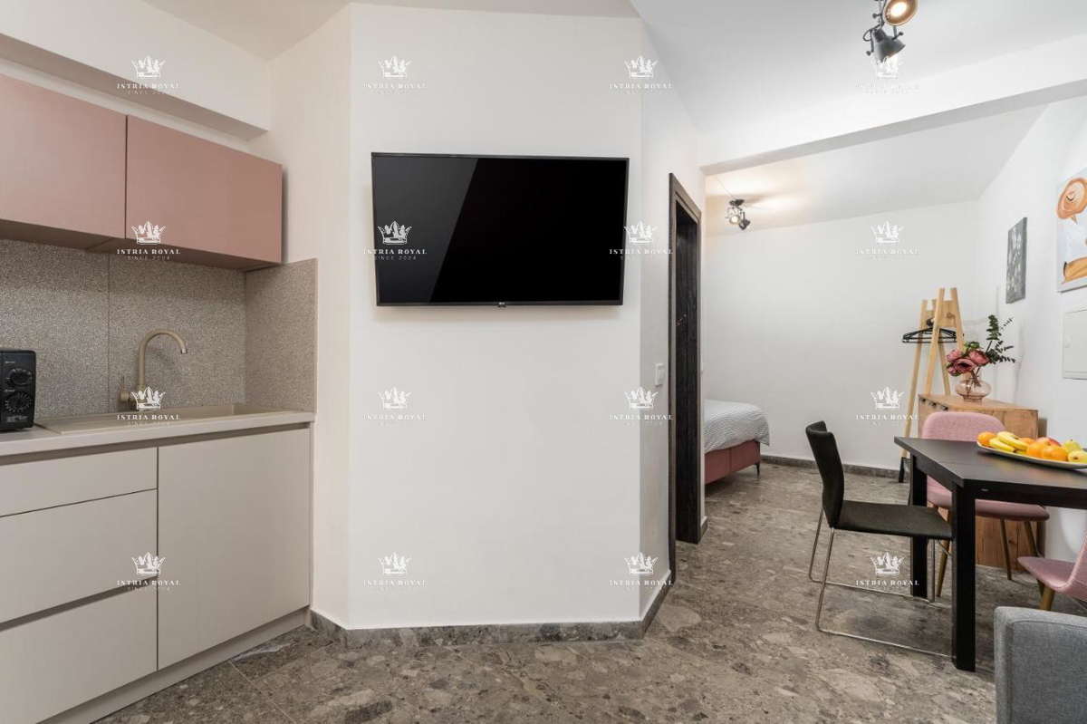 🏡 CASA IN PIETRA NEL CENTRO DI VRSAR – INVESTIMENTO IDEALE! 🏖️