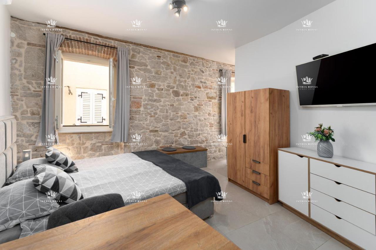 🏡 CASA IN PIETRA NEL CENTRO DI VRSAR – INVESTIMENTO IDEALE! 🏖️