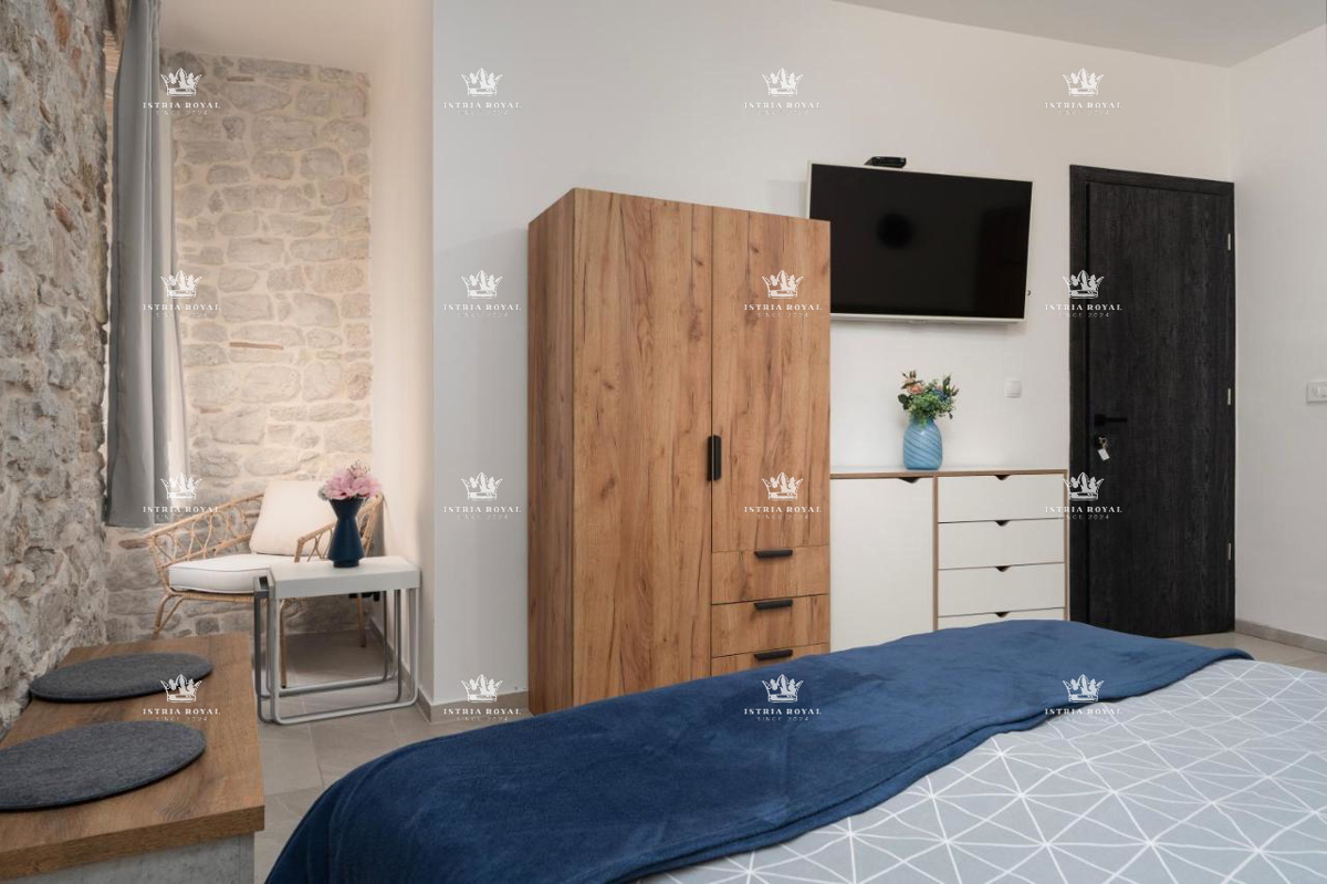 🏡 CASA IN PIETRA NEL CENTRO DI VRSAR – INVESTIMENTO IDEALE! 🏖️