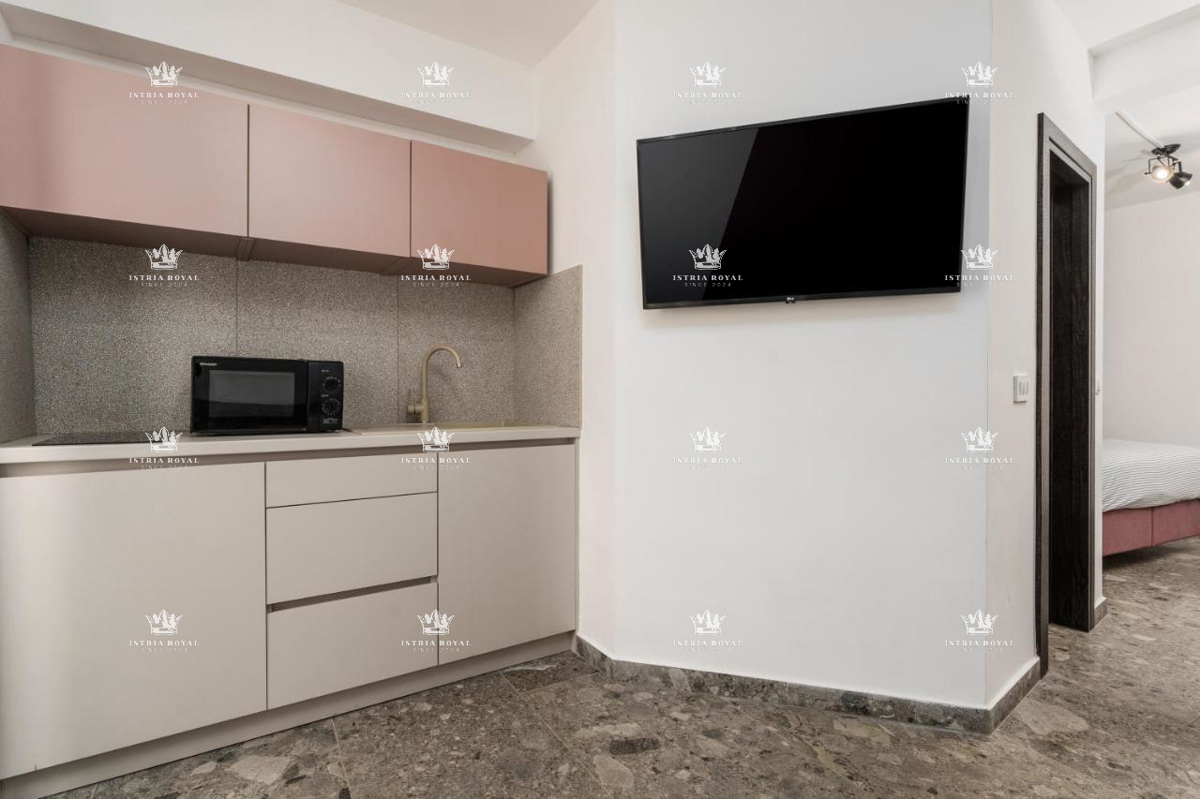 🏡 CASA IN PIETRA NEL CENTRO DI VRSAR – INVESTIMENTO IDEALE! 🏖️