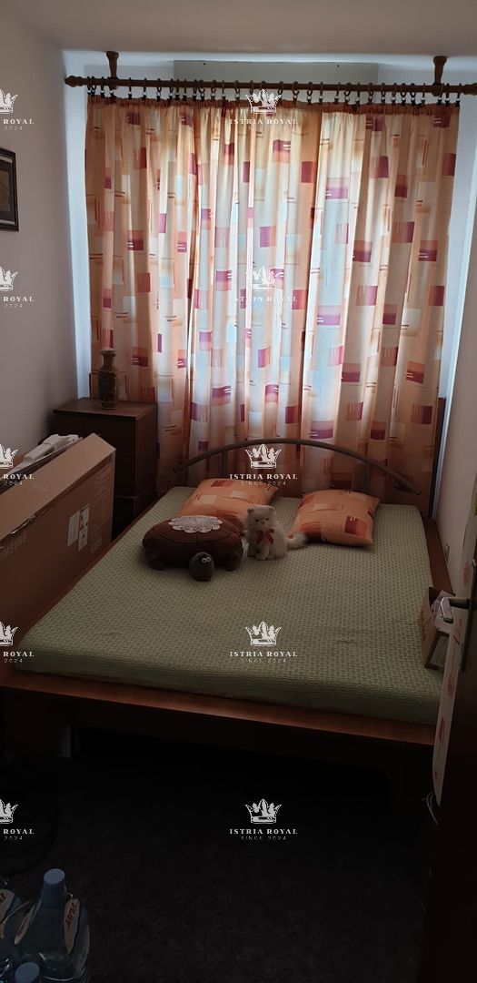 Appartamento con vista mare – Pola, Centro – 84 m², 3 camere, ascensore, parcheggio!