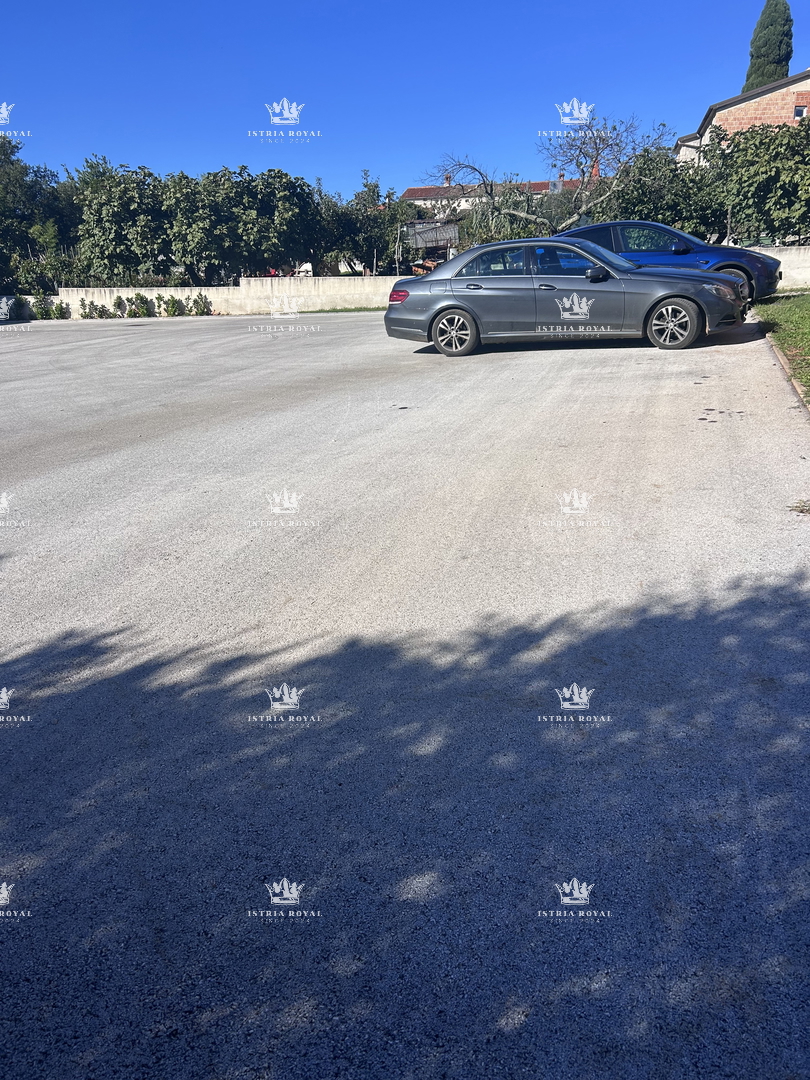 Istria, Brtonigla, 2 camere da letto + soggiorno, appartamento 84m2, nuova costruzione, terrazza, due posti auto, cortile 200m2