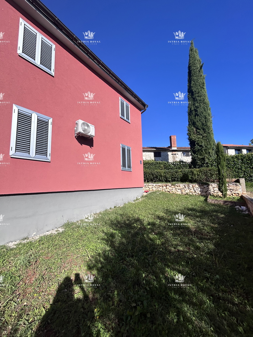 Istria, Brtonigla, 2 camere da letto + soggiorno, appartamento 84m2, nuova costruzione, terrazza, due posti auto, cortile 200m2