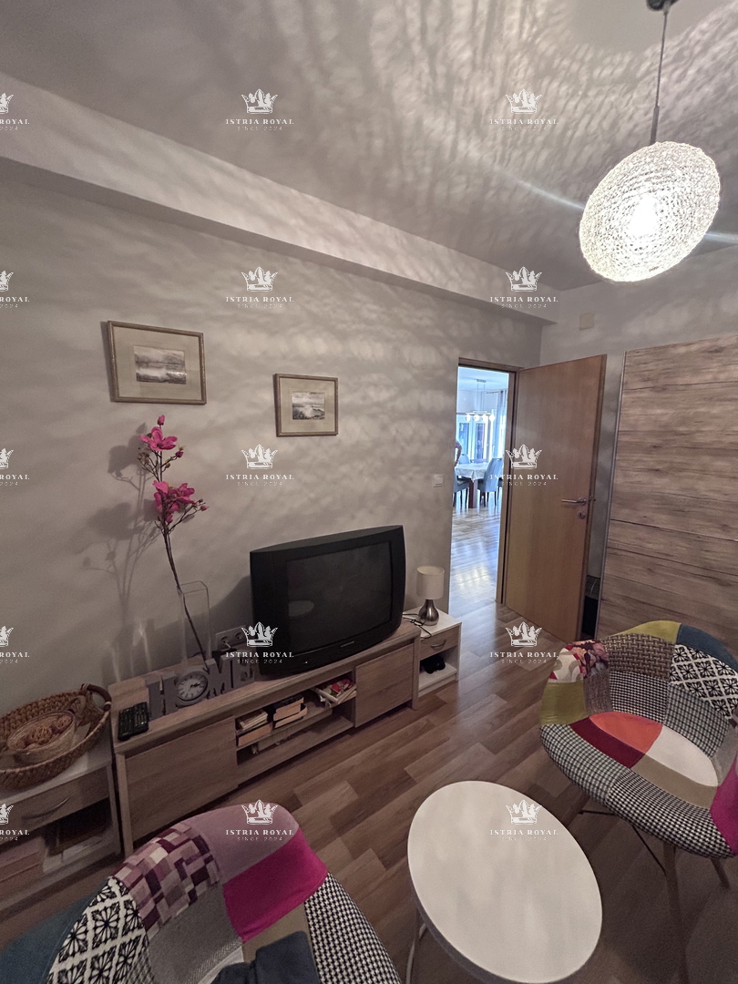 Istria, Brtonigla, 2 camere da letto + soggiorno, appartamento 84m2, nuova costruzione, terrazza, due posti auto, cortile 200m2