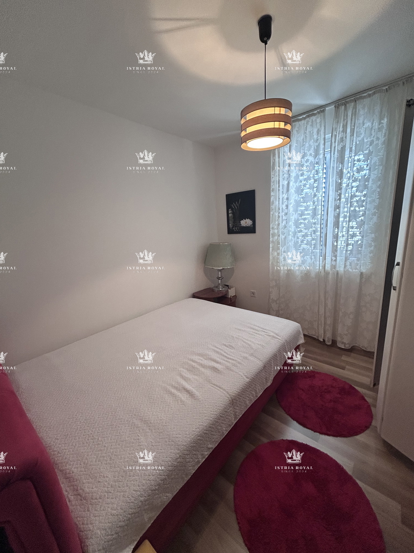 Istria, Brtonigla, 2 camere da letto + soggiorno, appartamento 84m2, nuova costruzione, terrazza, due posti auto, cortile 200m2