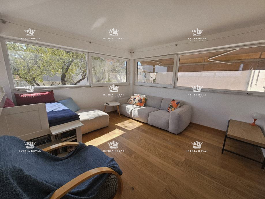 Appartamento con 2 camere da letto a Štinjanu, a 950 m dal mare, giardino + camino