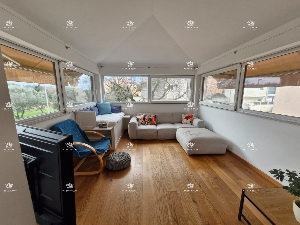 Appartamento con 2 camere da letto a Štinjanu, a 950 m dal mare, giardino + camino