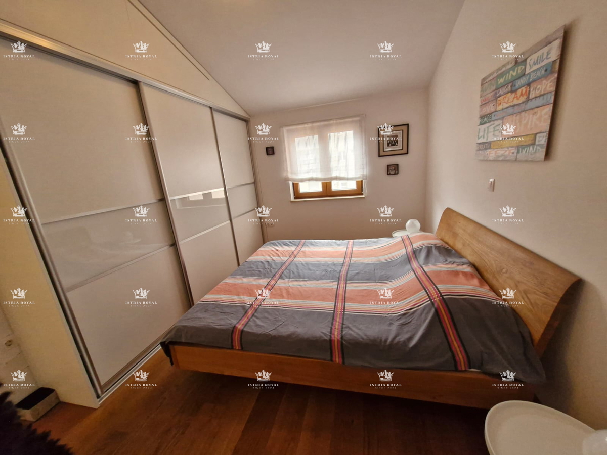 Appartamento con 2 camere da letto a Štinjanu, a 950 m dal mare, giardino + camino