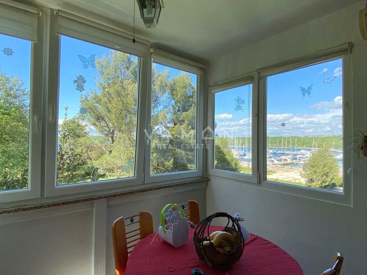 Bellissimo appartamento soleggiato con vista sul mare