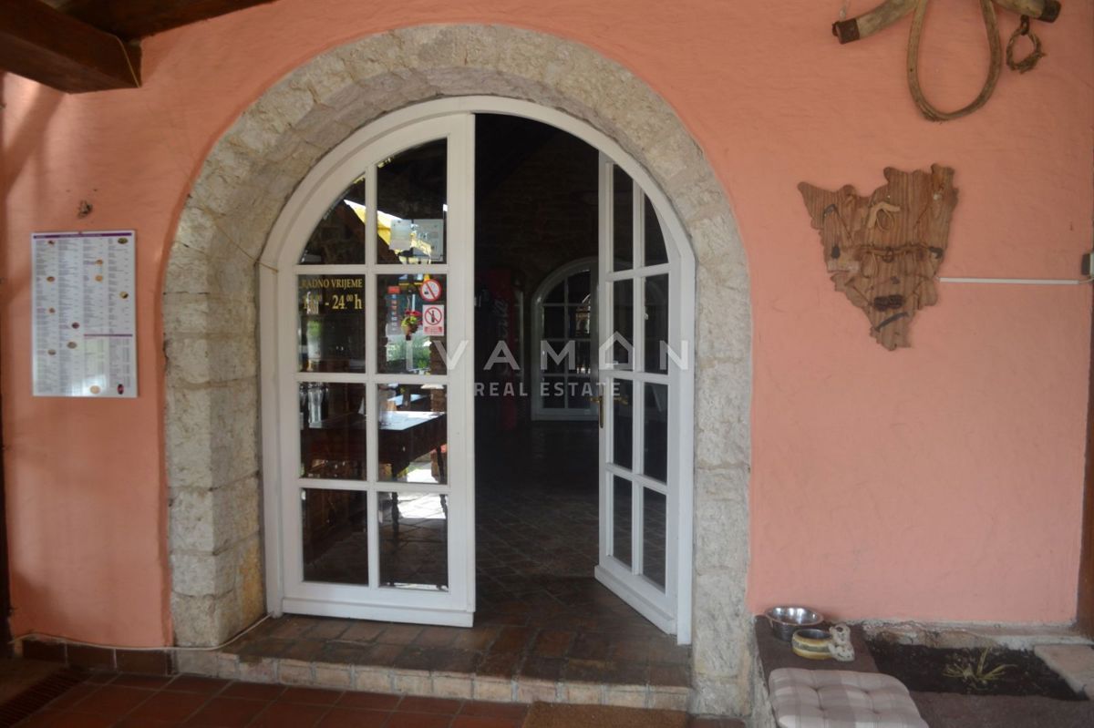 Commerciale Poreč, 448m2