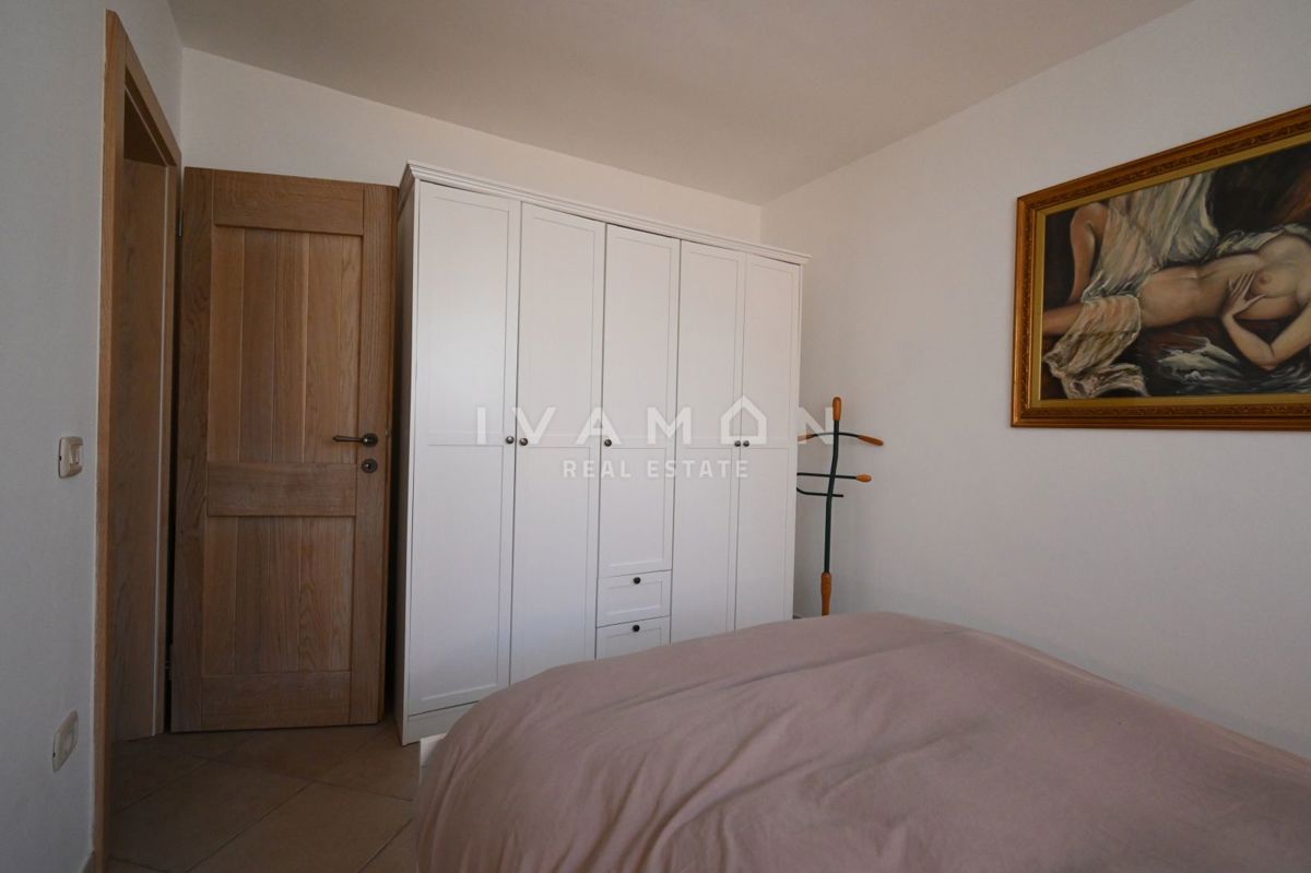 Casa in Pietra Istriana con Appartamento e Piscina