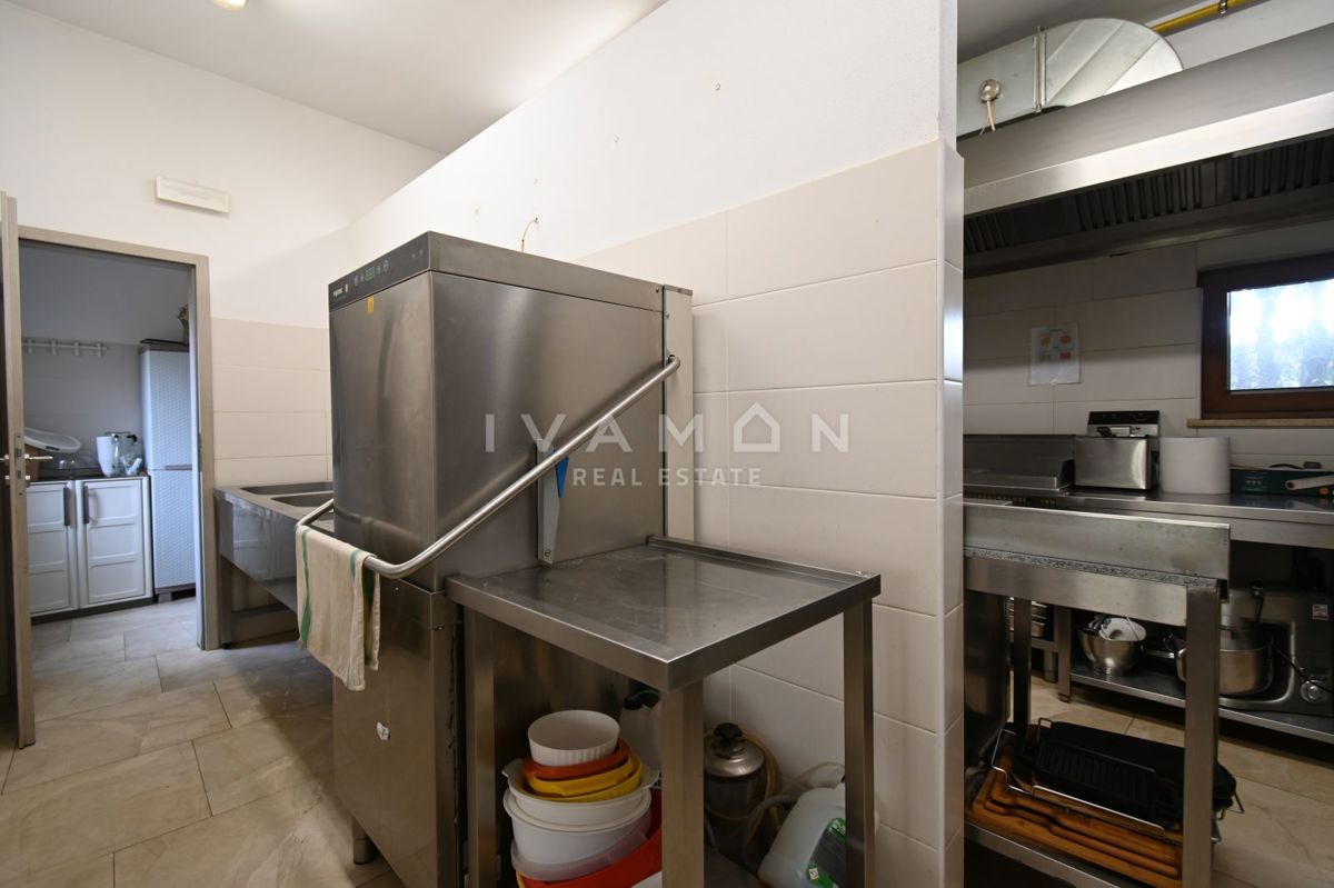 Casa con Ristorante e Camere in Affitto