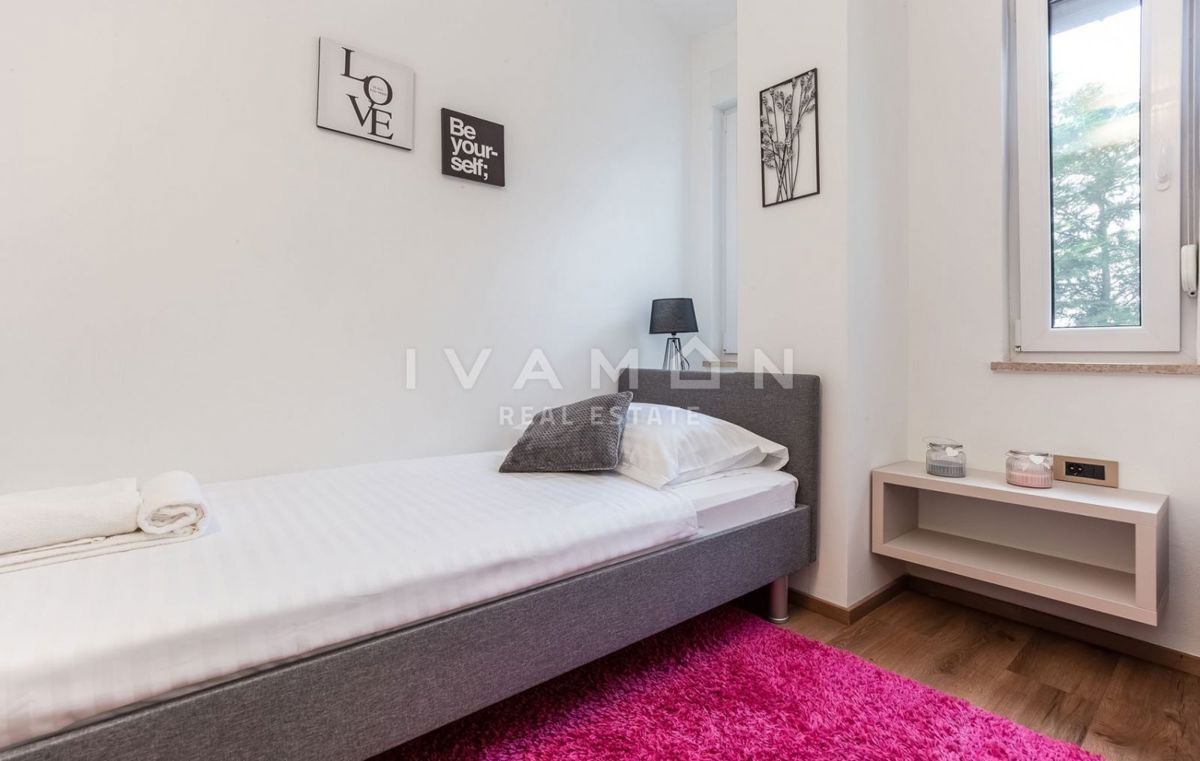 Villa con piscina a 9 km dal mare