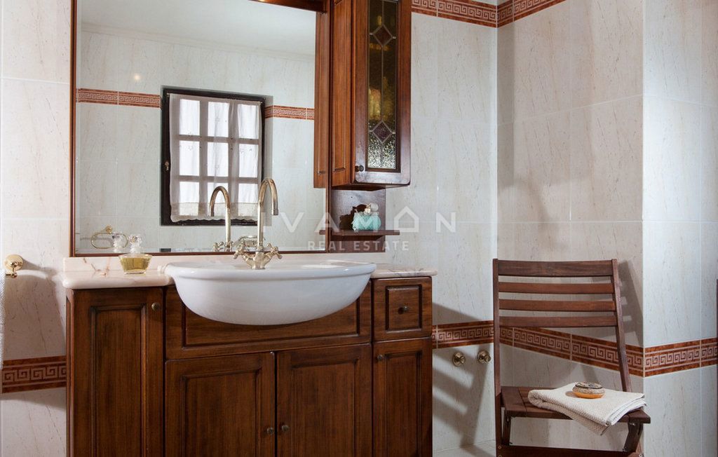 Casa indipendente con piscina, a 2,5 km dal centro di Parenzo