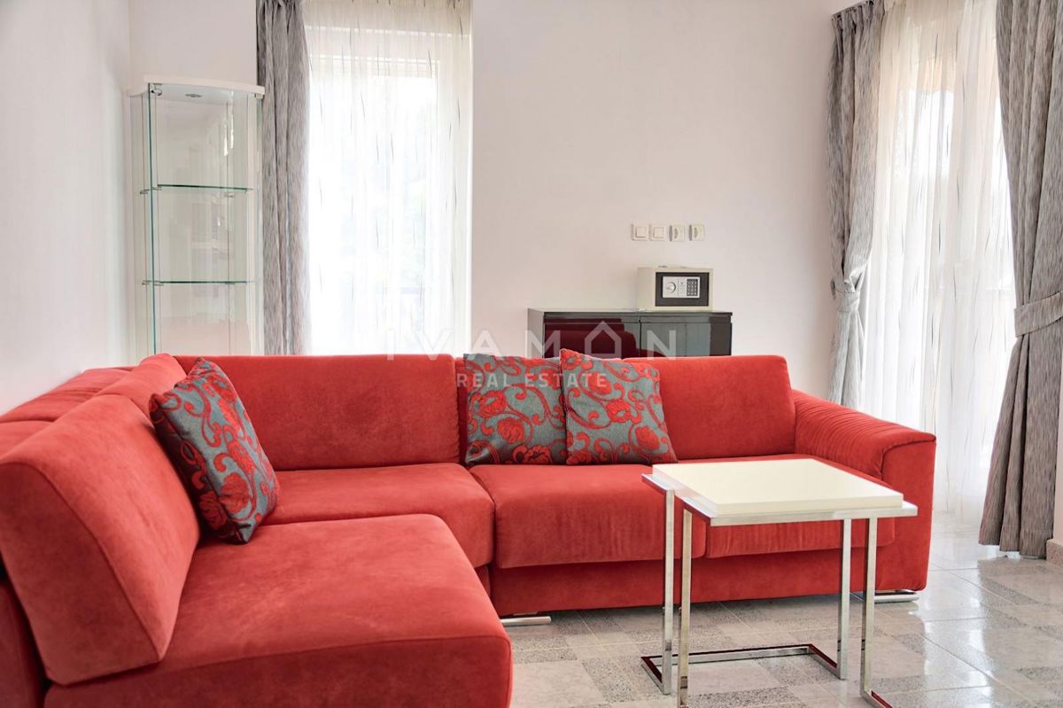 Appartamento con Quattro Camere da Letto a 300 m dalla Spiaggia