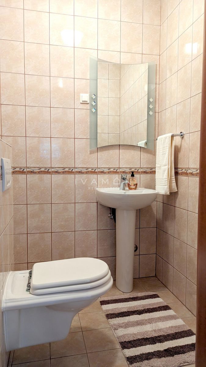 Appartamento con Quattro Camere da Letto a 300 m dalla Spiaggia