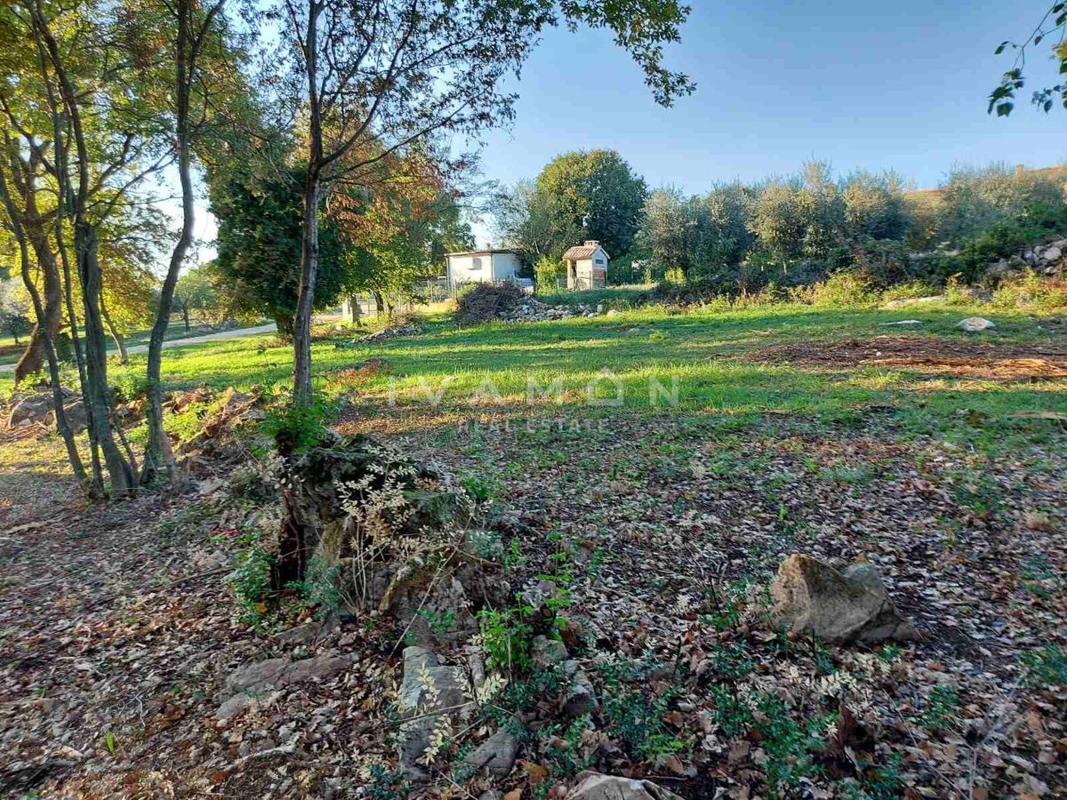 Terreno edificabile di 915 m², a 6 km dal mare