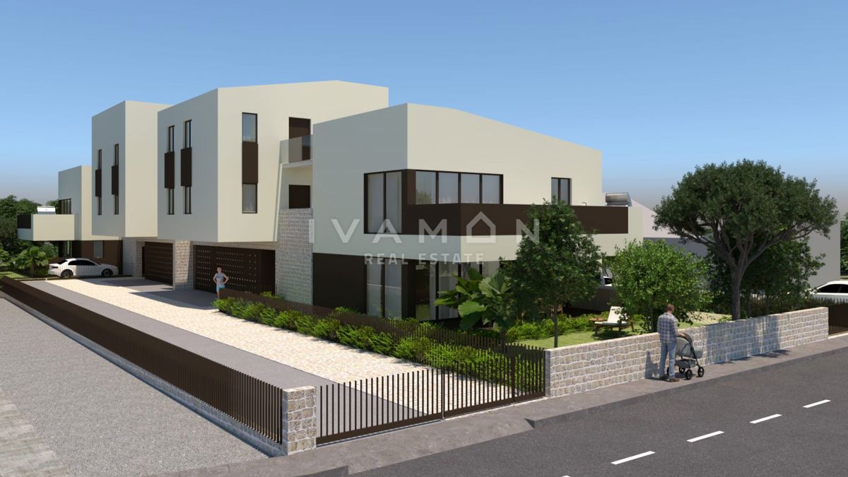 Terreno con permesso di costruzione per 8 appartamenti