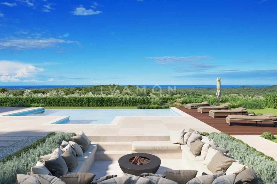 Bella villa con quattro camere da letto, vista mare a 180°