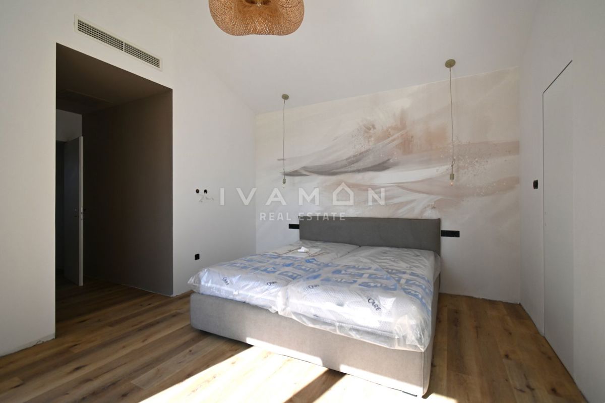 Villa con Piscina e Quattro Camere da Letto