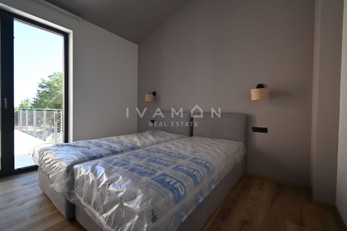 Villa con Piscina e Quattro Camere da Letto