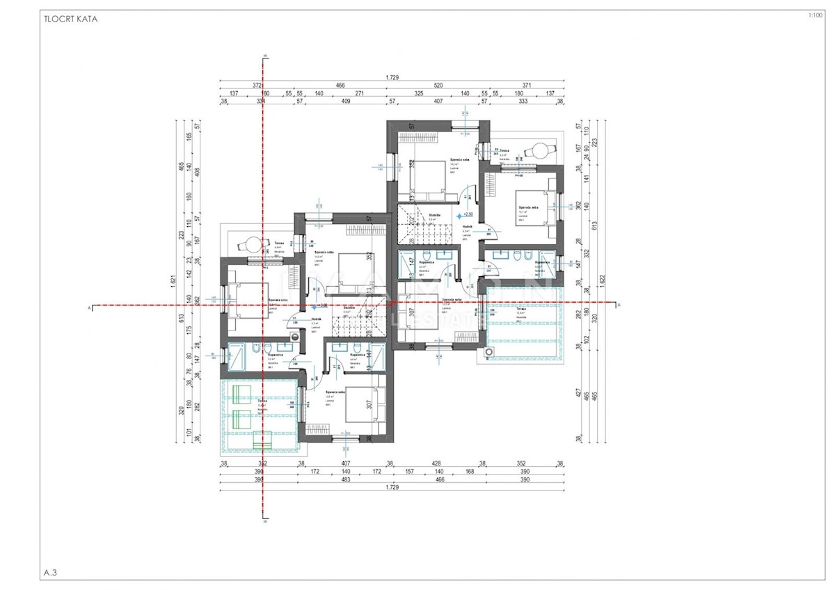 Nuova casa bifamiliare con piscina