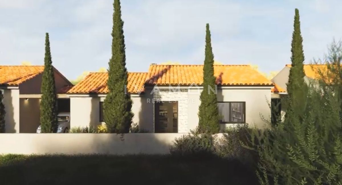 Nuova casa al piano terra con tre camere da letto e piscina