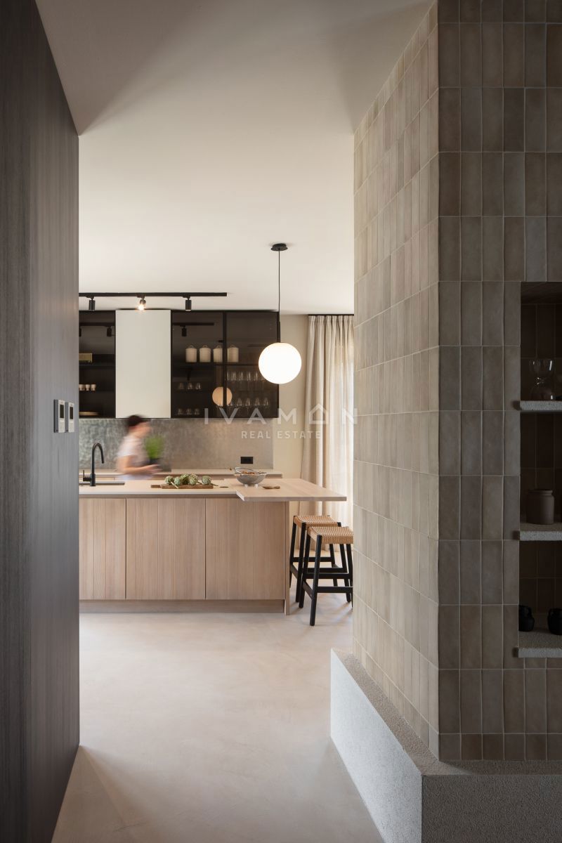 Bellissima villa di recente costruzione con piscina e centro benessere