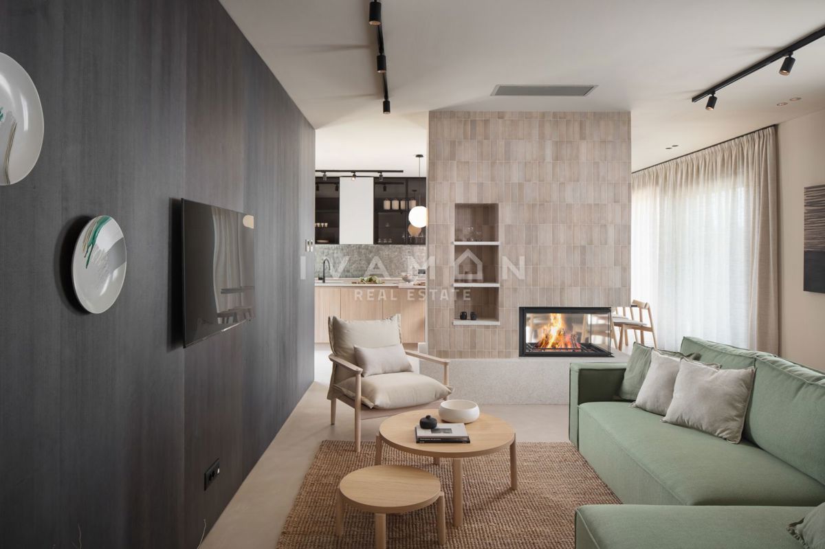 Bellissima villa di recente costruzione con piscina e centro benessere