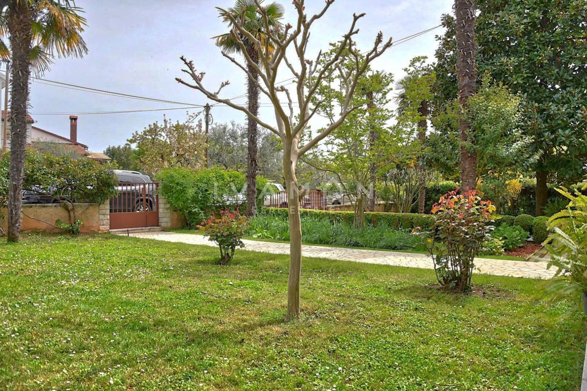 Casa Indipendente con Due Appartamenti, a 400 m dal Mare