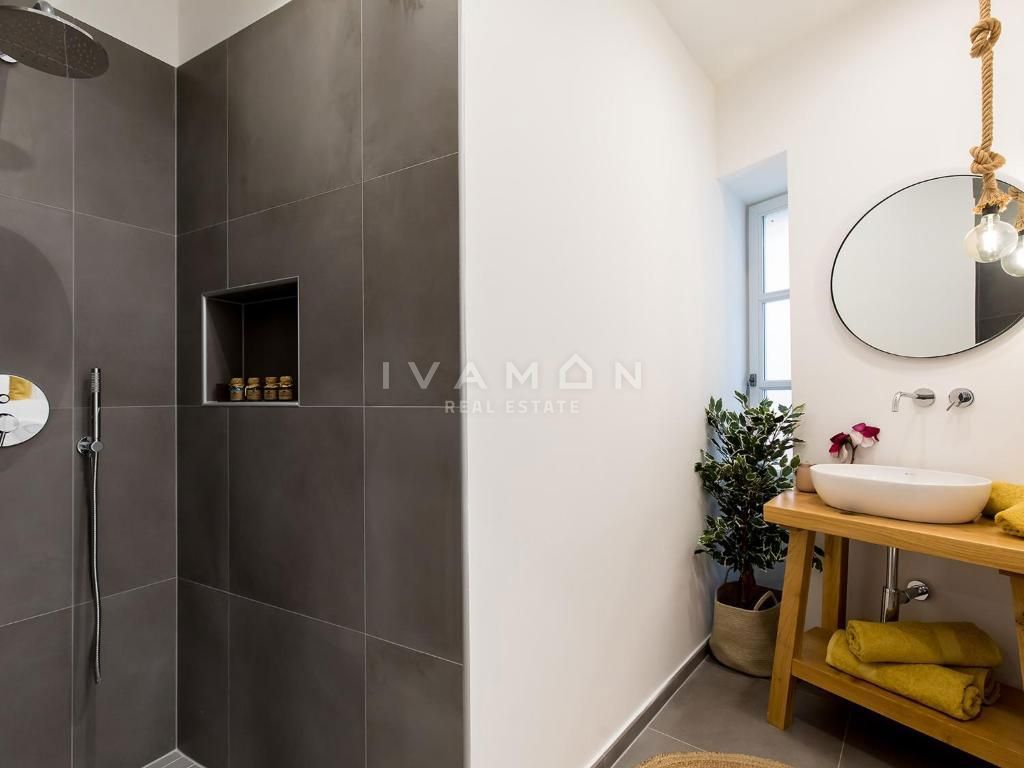 Splendido Appartamento nel Centro Storico di Parenzo