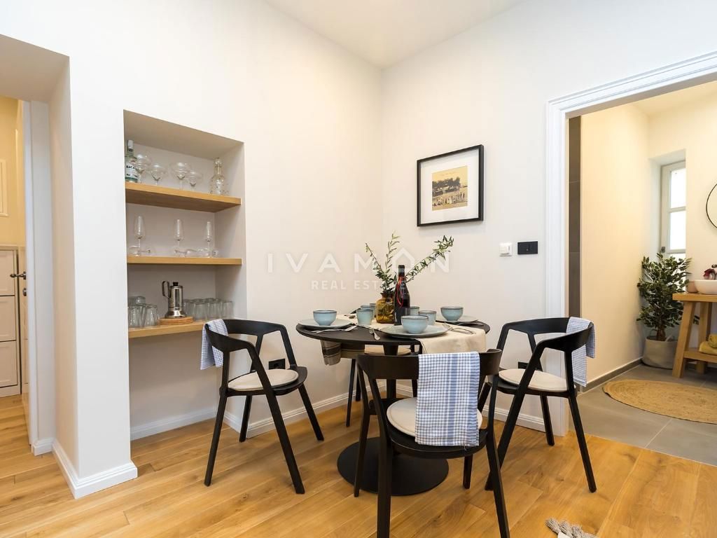 Splendido Appartamento nel Centro Storico di Parenzo