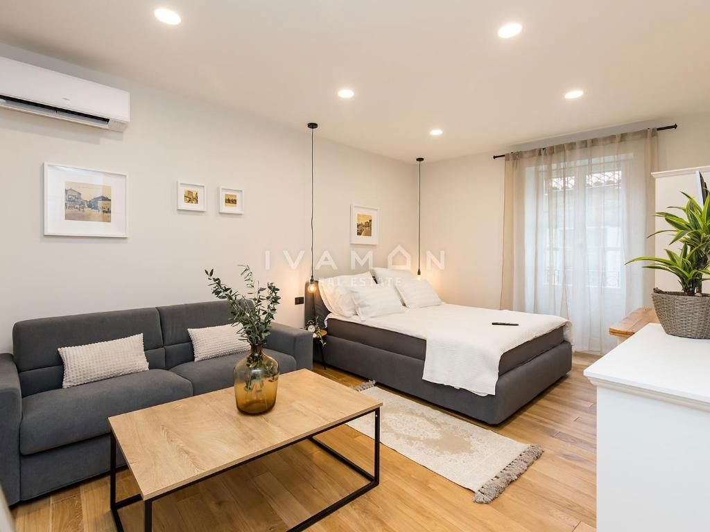 Splendido Appartamento nel Centro Storico di Parenzo