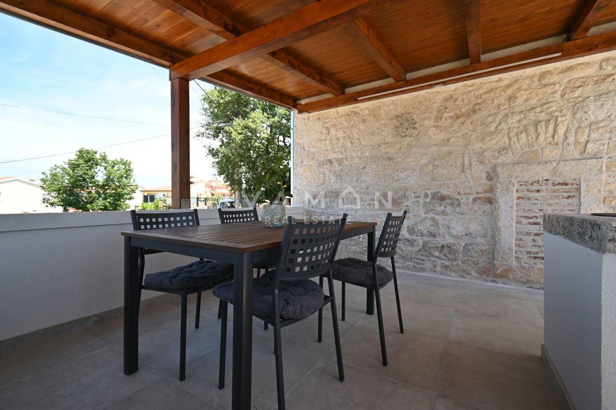 Casa in Pietra Ristrutturata con Jacuzzi