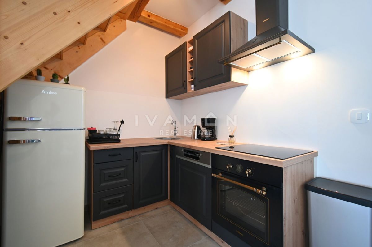 Casa in Pietra Ristrutturata con Jacuzzi