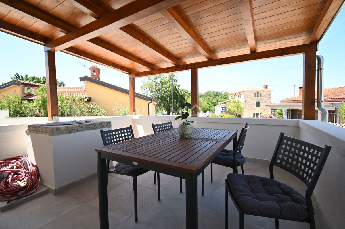 Casa in Pietra Ristrutturata con Jacuzzi