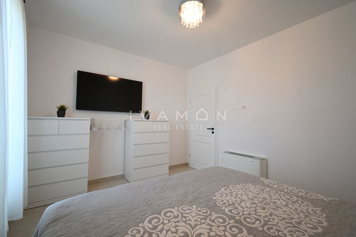 Nuova casa arredata con tre camere da letto