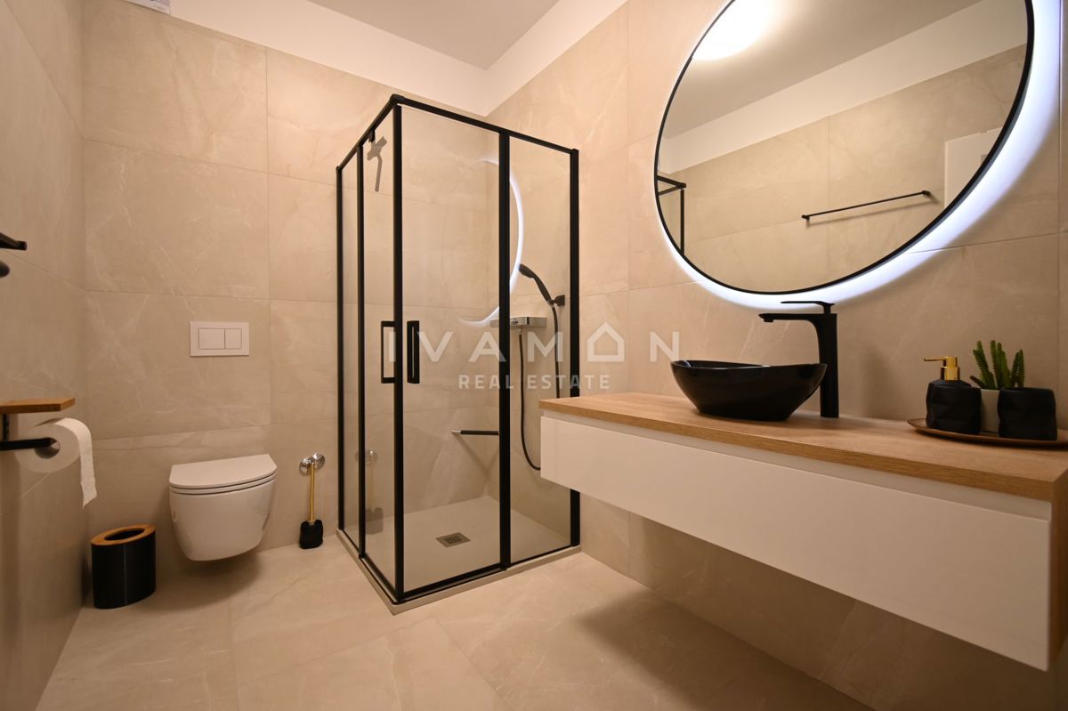 Nuova casa arredata con tre camere da letto