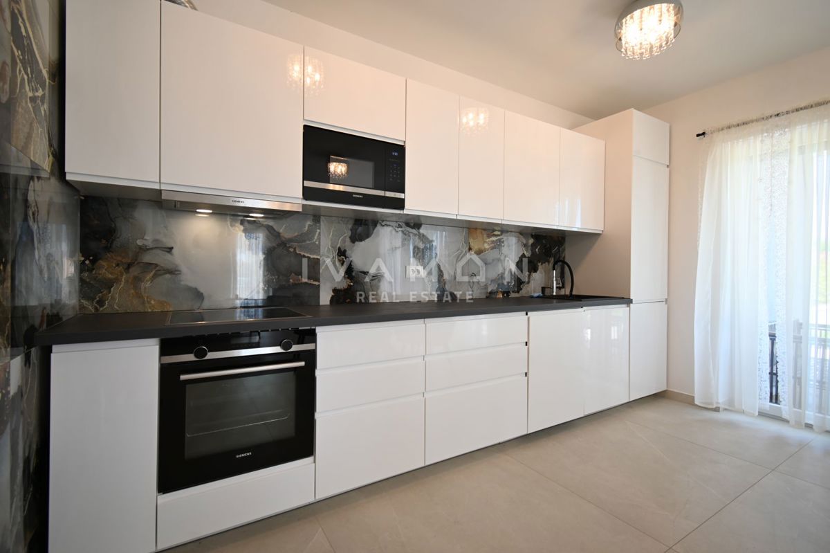 Nuova casa arredata con tre camere da letto